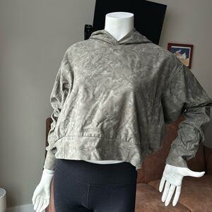 Athleta Camo High Low Hoodie Crop